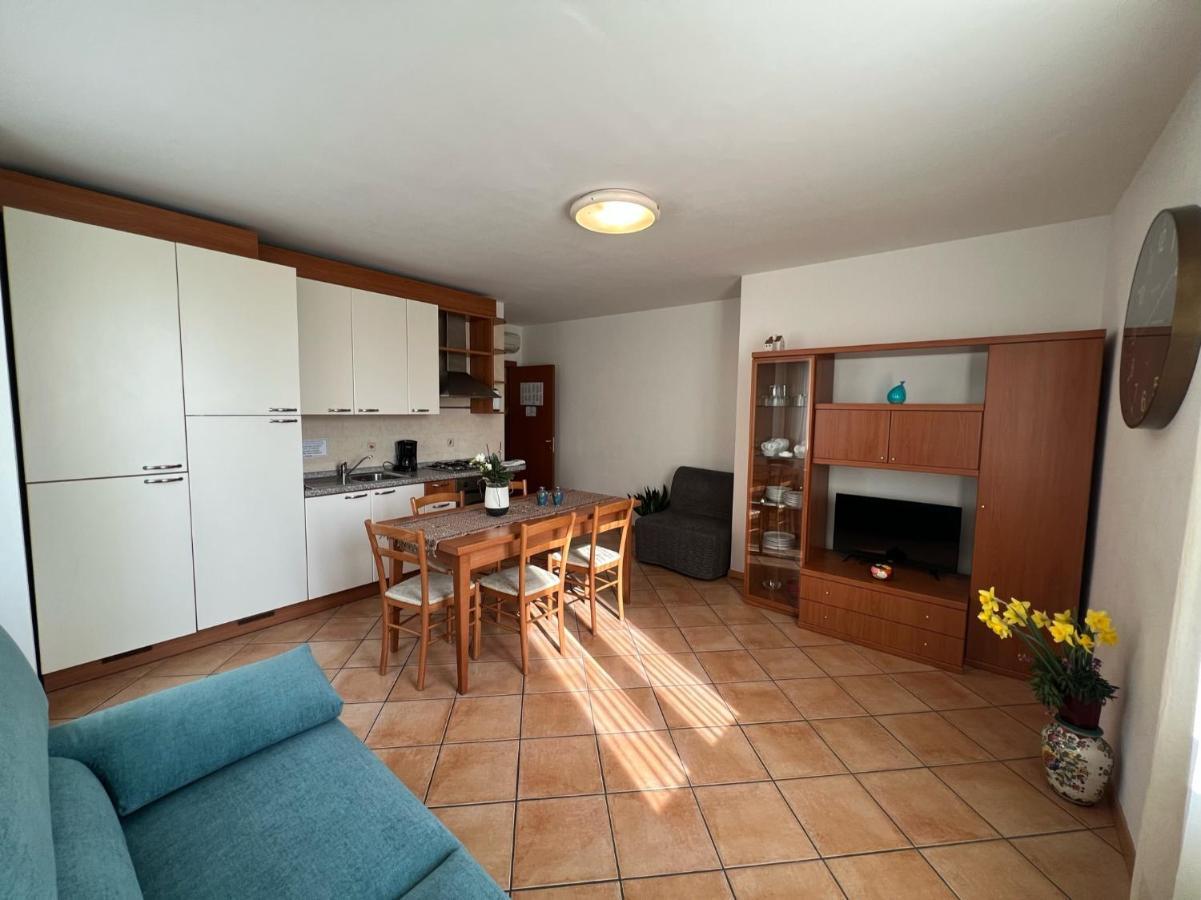 Appartamenti Baia Azzurra 6. Torbole Sul Garda Eksteriør billede